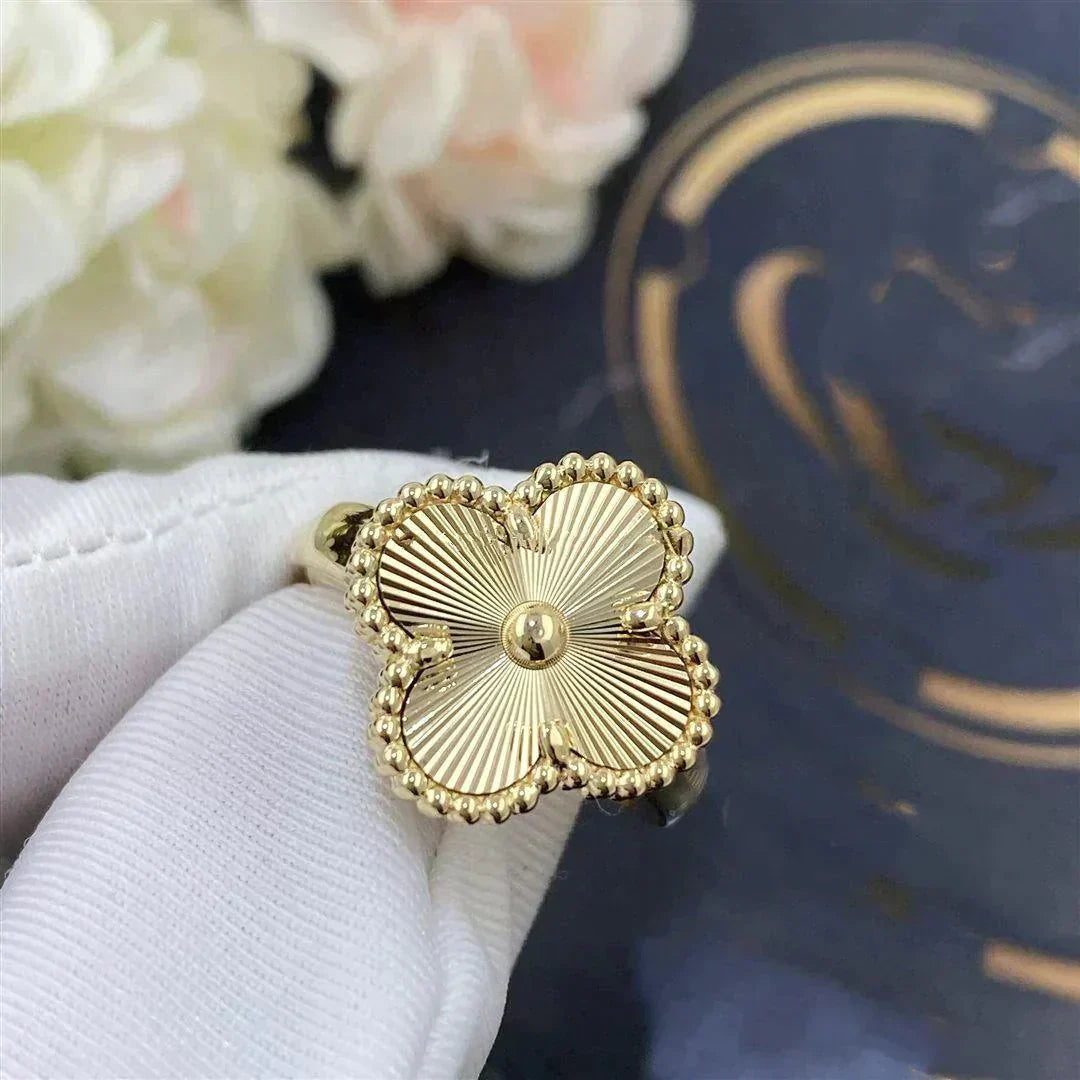 [TRENDS]CLOVER GOLD RING