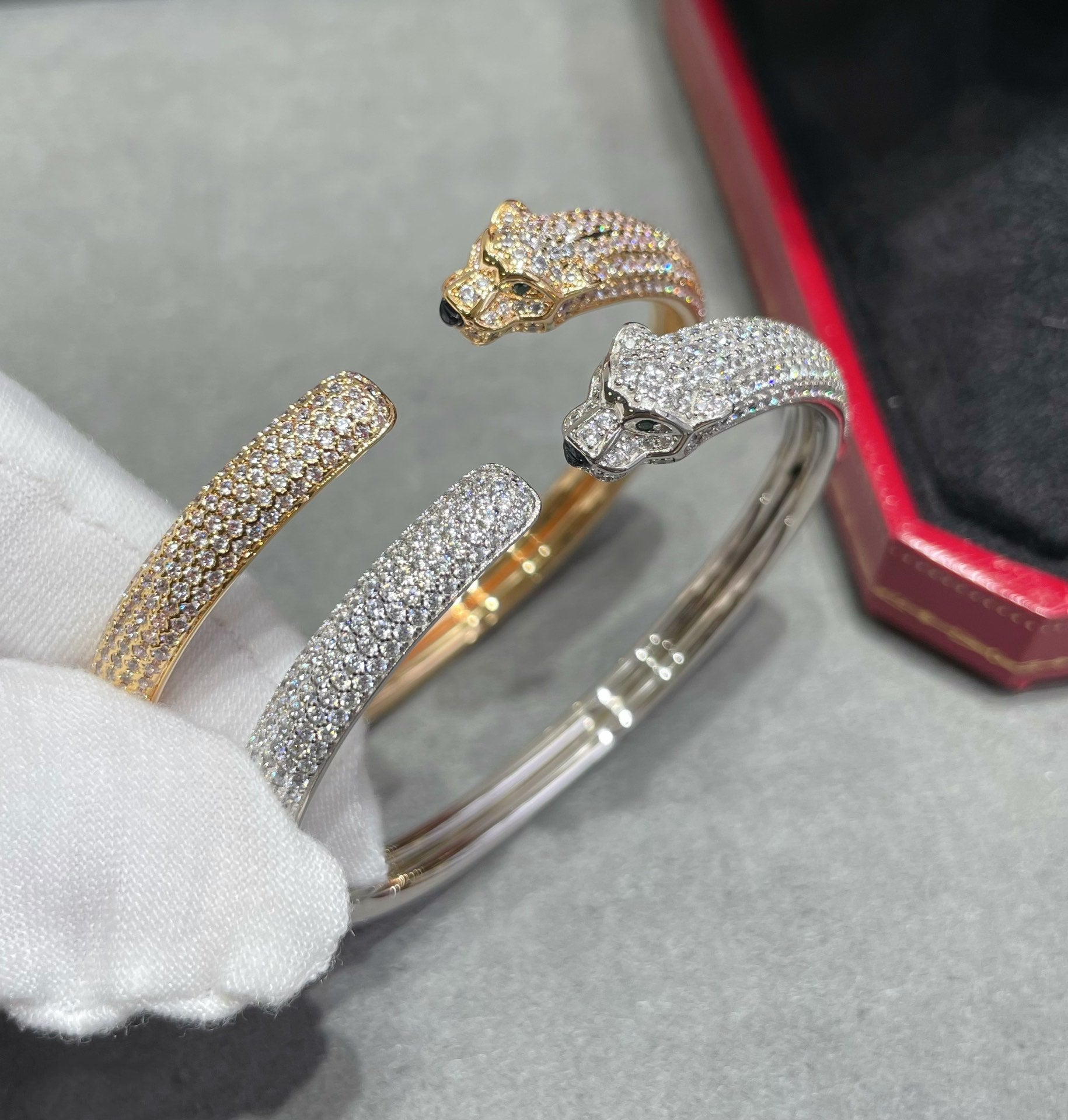 [TENDENCIAS] PULSERA ABIERTA CON DIAMANTES PANTHERE